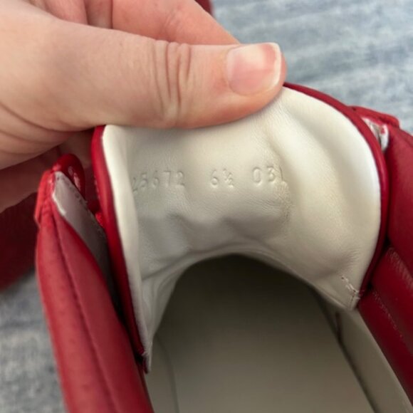 Gucci Sneakers - Picture 6 of 9